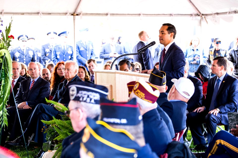 20161111-Veterans Memorial Assembly at War Memorial Plaza, New Castle, DE-1920 (30986036710)