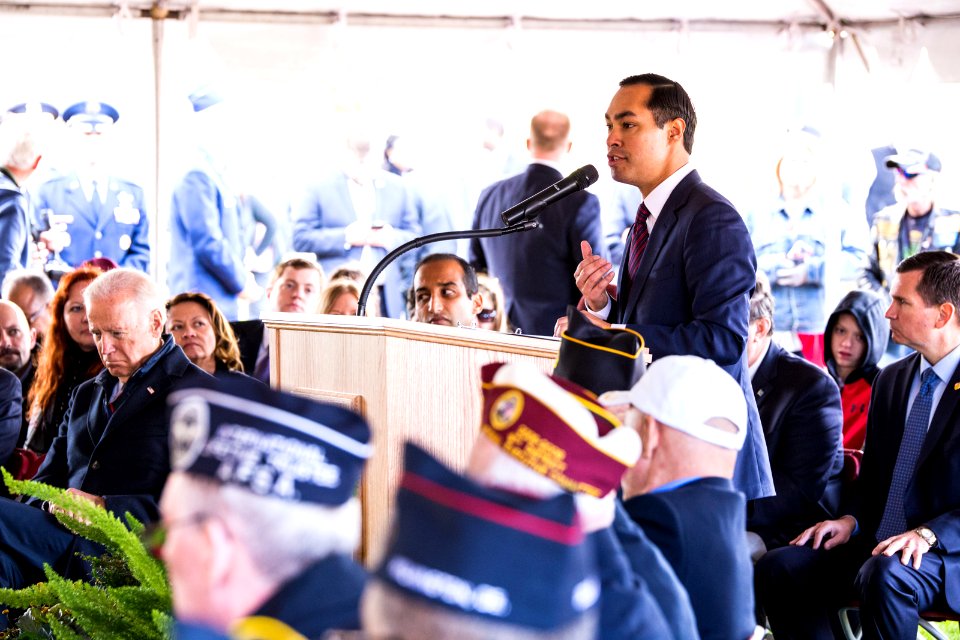 20161111-Veterans Memorial Assembly at War Memorial Plaza, New Castle, DE-1905 (30986031630)