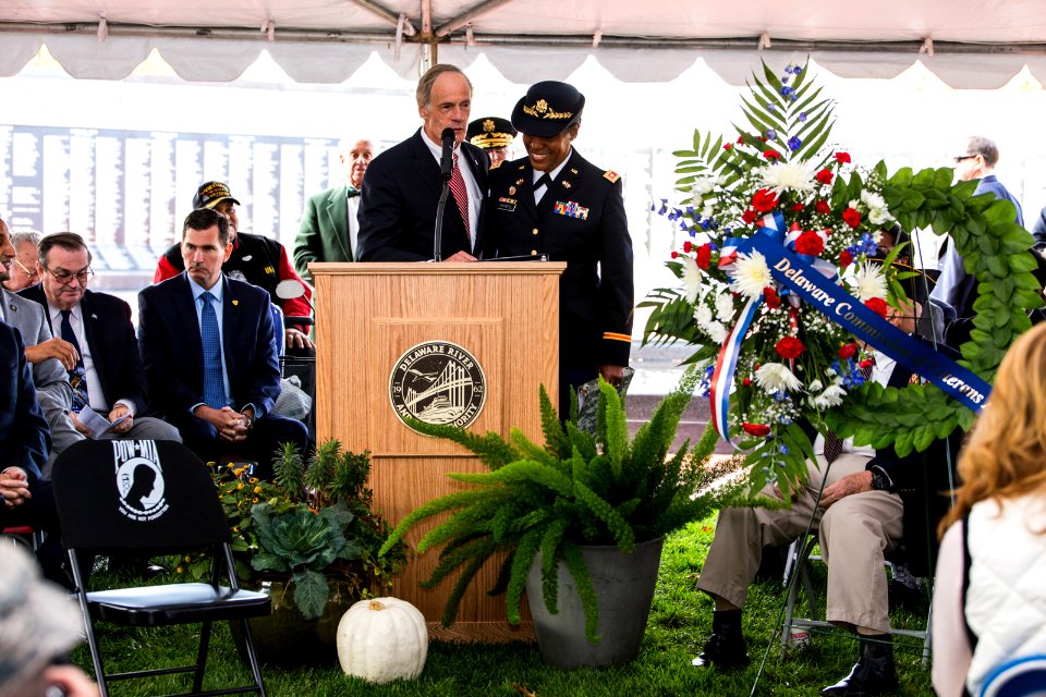 20161111-Veterans Memorial Assembly at War Memorial Plaza, New Castle, DE-1987 (30986036120)
