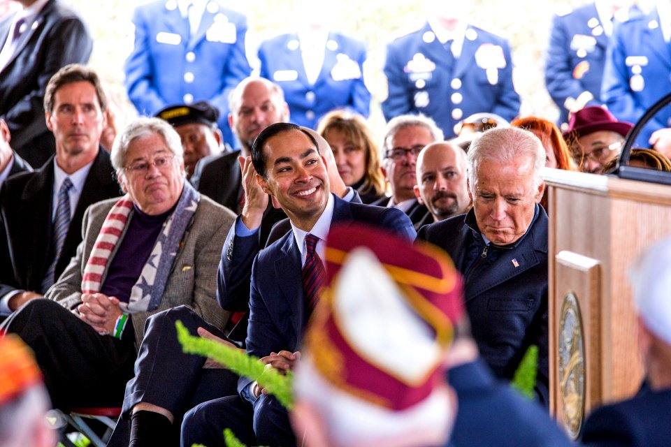 20161111-Veterans Memorial Assembly at War Memorial Plaza, New Castle, DE-2042 (30547504463)