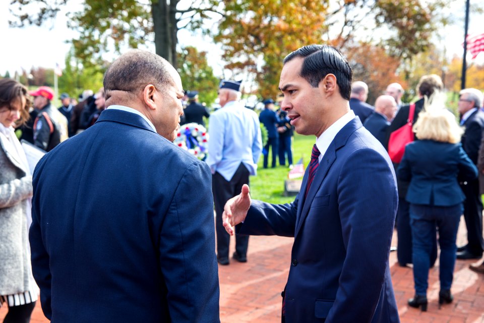 20161111-Veterans Memorial Assembly at War Memorial Plaza, New Castle, DE-2425 (30547501783)