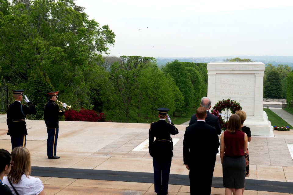 2017 National Capitol DC Aggies Wreath Ceremony (34026120802)