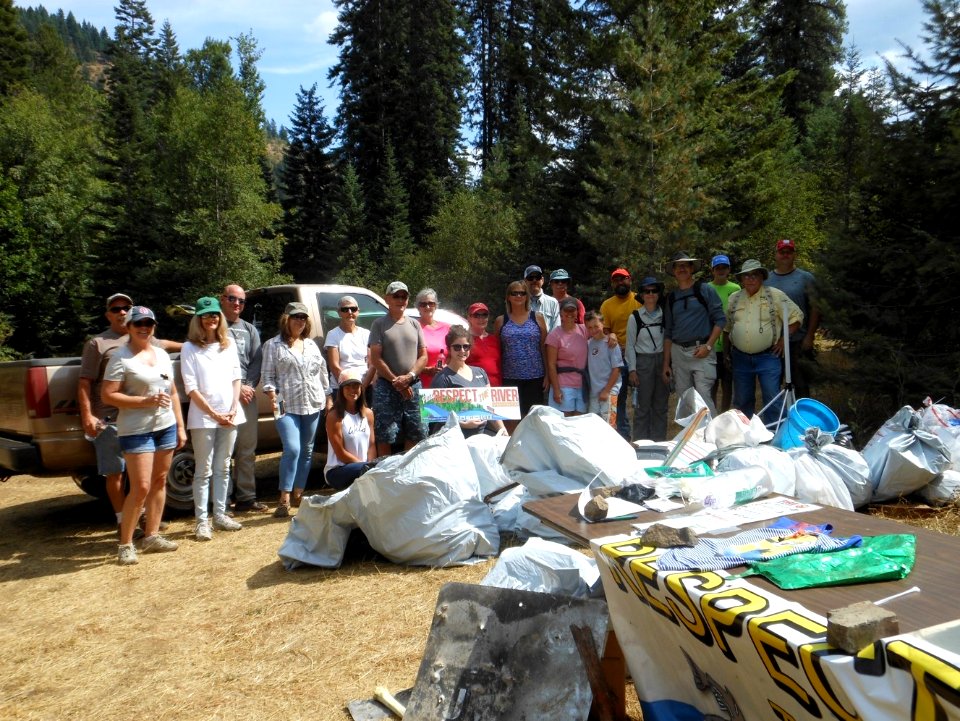 2017 Respect the River Cleanup (38631825470)