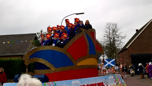 2017 optocht Oelewaal