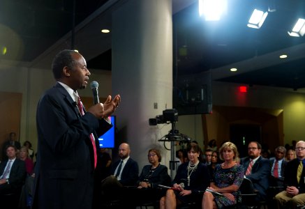 20170920-HUD-Reform-Plan-Town-Hall-SOHUD-DEPSEC-4685 (37365337195)