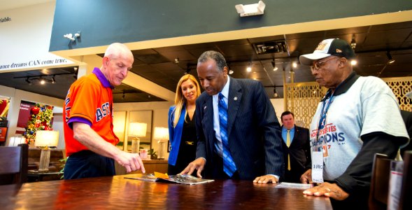2018 Houston Hurricane Harvey Disaster Recovery Visit, Day 1 (40944696644)