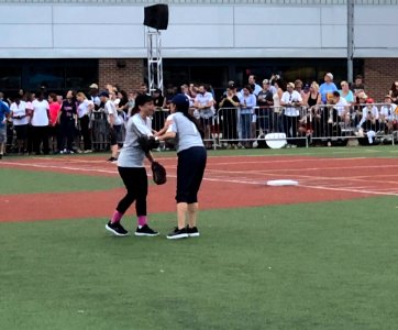 2019 Congressional Women's Softball Game 02