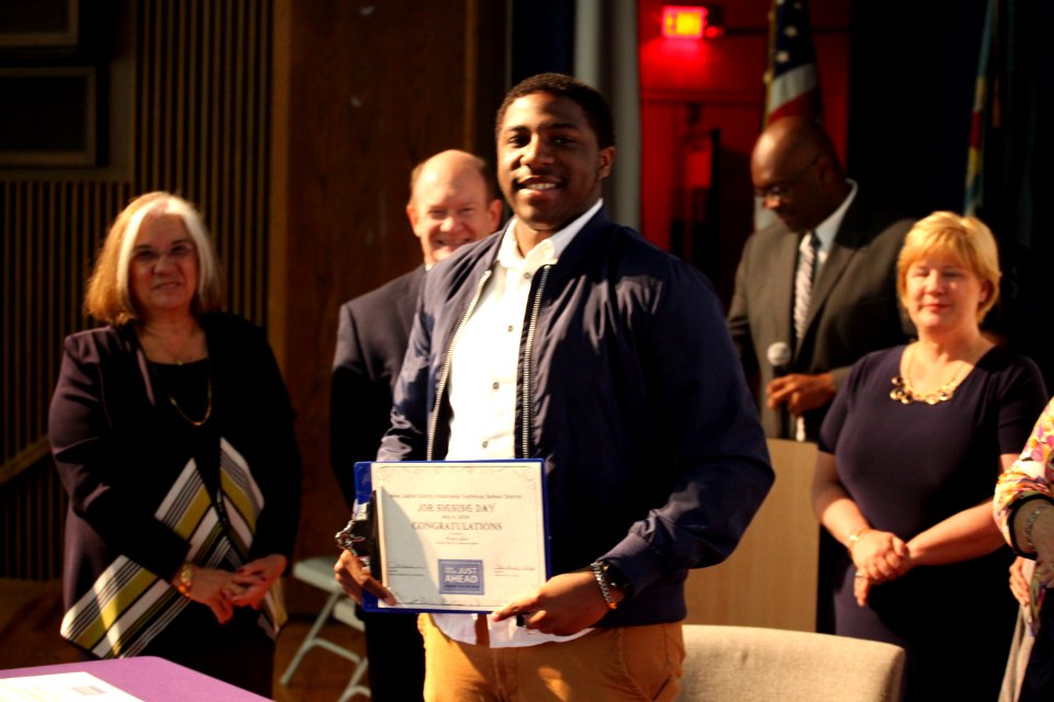 2019.5.6 2nd Annual New Castle County Votech Signing Day (47738075962)