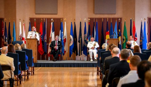 2020 Chief of Navy Reserve Change of Command 200807-N-GB595-0036