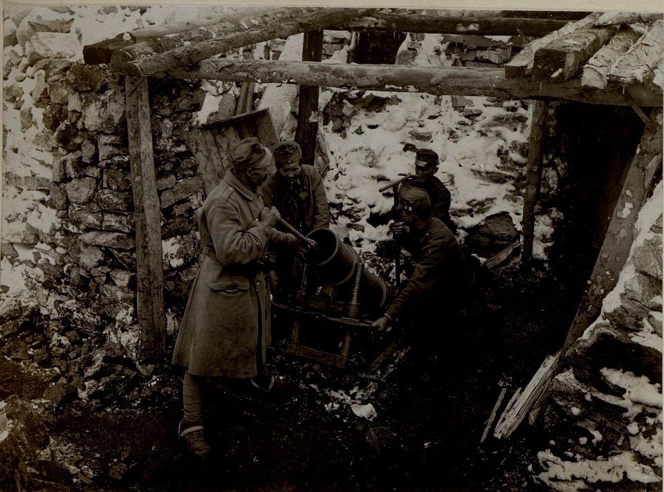 22cm Minenwerfer (BildID 15482293)