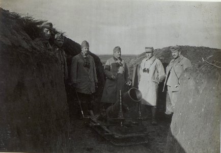 22cm Minewerfer in der Stellung bei Sokolow an der Strypa (BildID 15438621)
