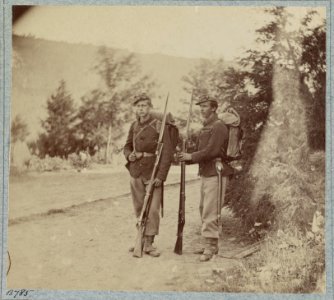 22d New York State Militia near Harpers Ferry, Va., 1861 (i.e.1862) LCCN2013648420
