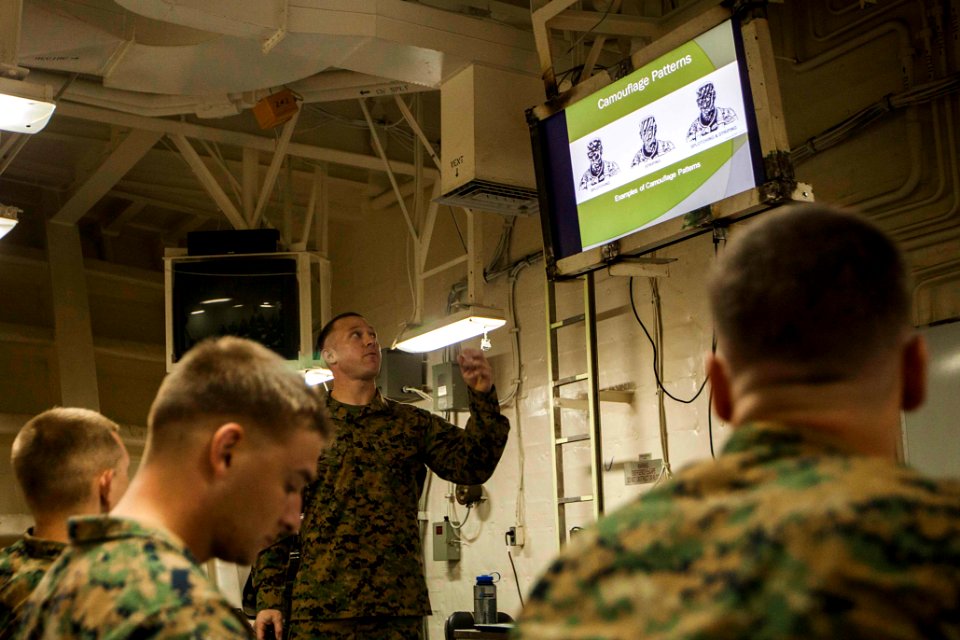 22nd MEU 140509-M-HZ646-006 (14165823442)