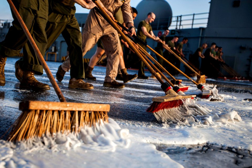 22nd MEU 140503-M-HZ646-111 (14165236331)