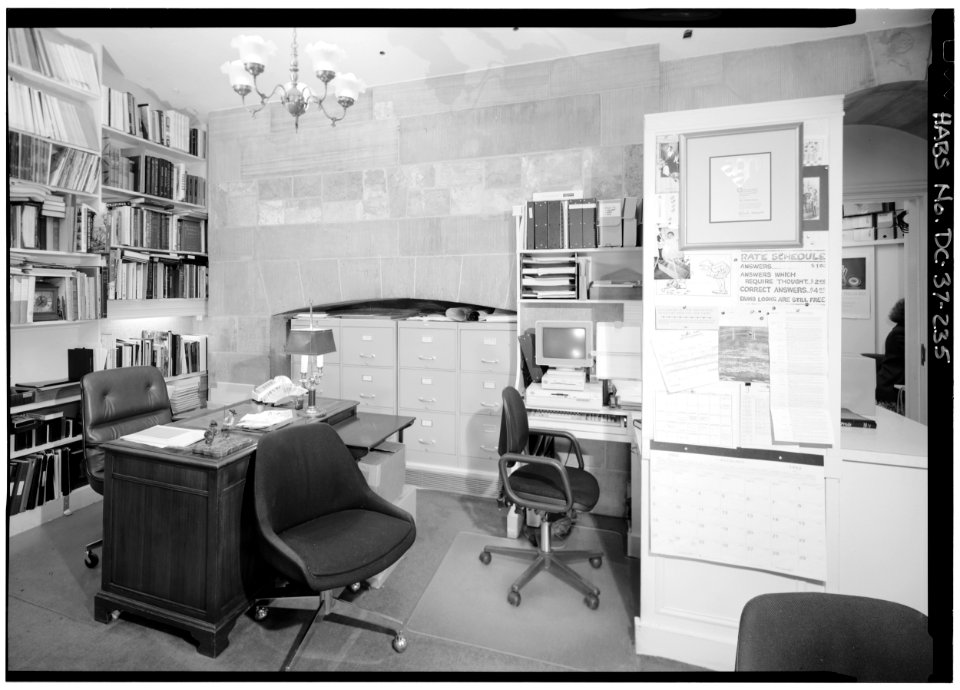 235 g-3c office of the curator