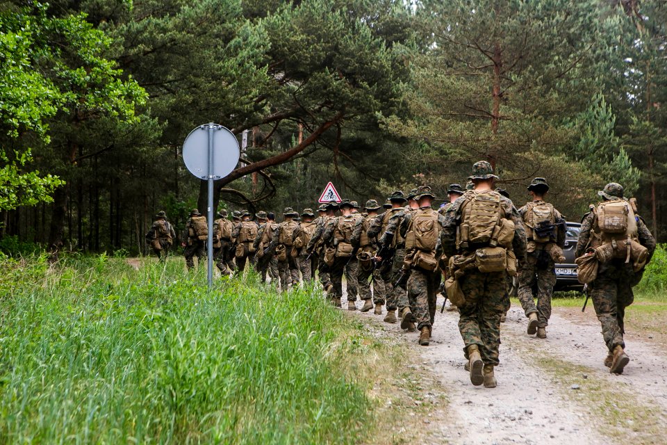 26th MEU Marines, Romanian Marines depart Nemersita, move to Kairai (41974375074)