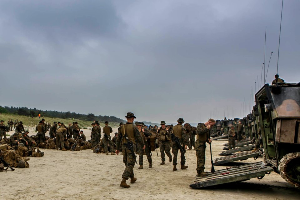 26th MEU Marines, Romanian Marines depart Nemersita, move to Kairai (41974375484)