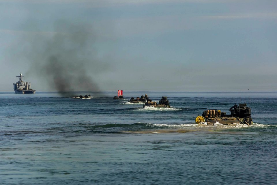 26th MEU Marines, Romanian Marines return to Oak Hill after amphibious landing demonstration in Poland (40883490560)
