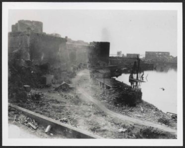 2Fi05174 Le château de Brest