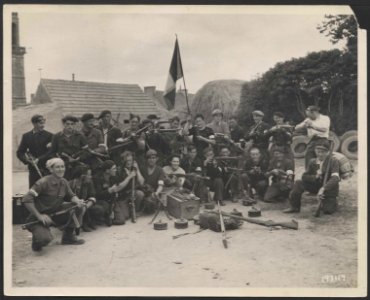 2Fi02535 Groupe de FFI à Kersaint-Plabennec