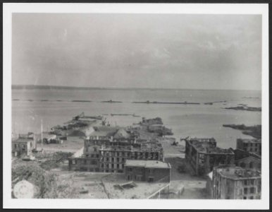 2Fi05185 Liberation of Brest