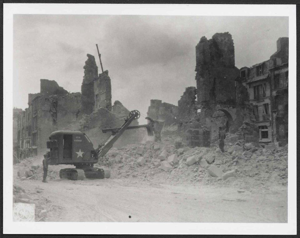 2Fi05188 Liberation of Brest