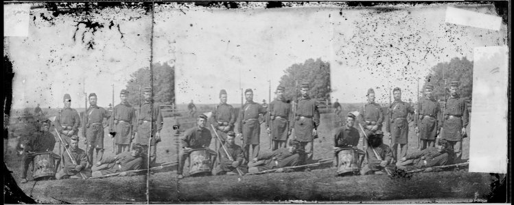 2nd Infantry group, R.I - NARA - 529499