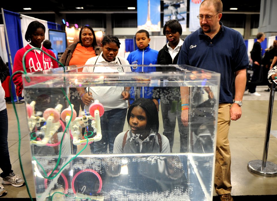 2nd USA Science and Engineering Festival 120427-N-PO203-040