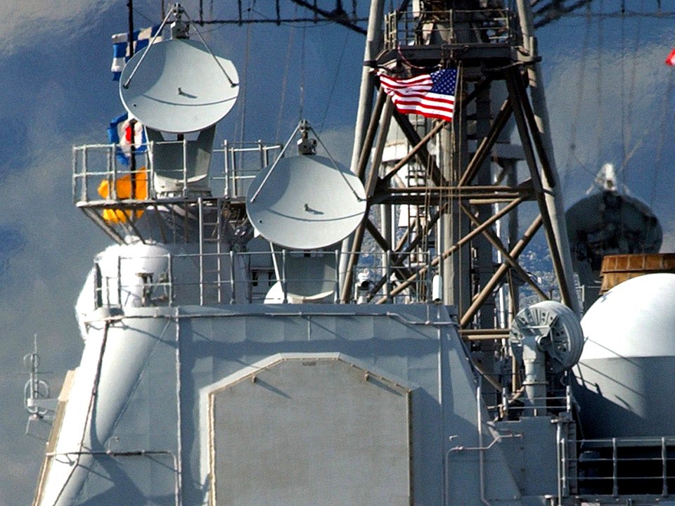 2хSPG-62 Radars CG-58 Philippine Sea 2006-11-10