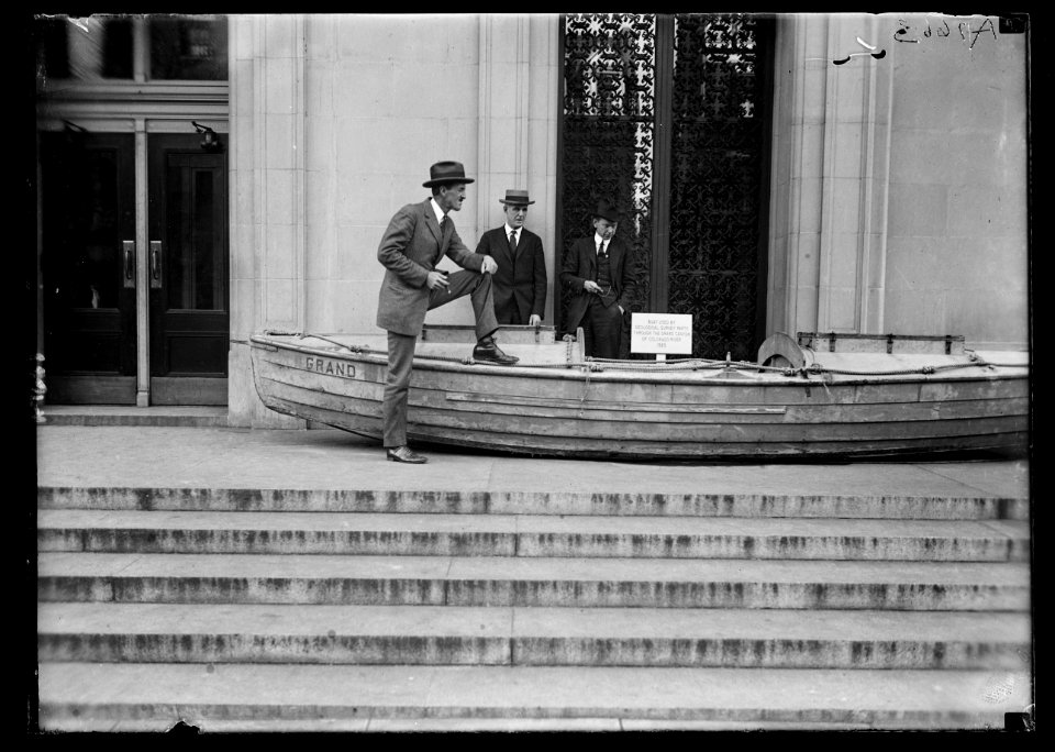 3 of the party of engineers of Dept. of Interior with the boat which they used in 1923 when they surveyed the Grand Canyon LCCN2016887062