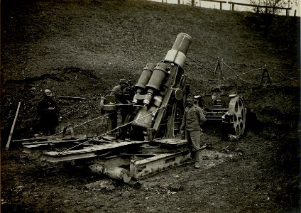 30.5 cm Mörser bei Brzezany (BildID 15525671)