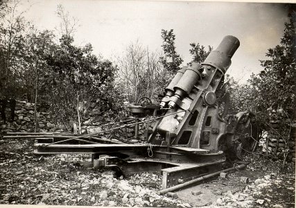 30.5 cm Mörser bei Maohinje.27.8.17. (BildID 15600606)