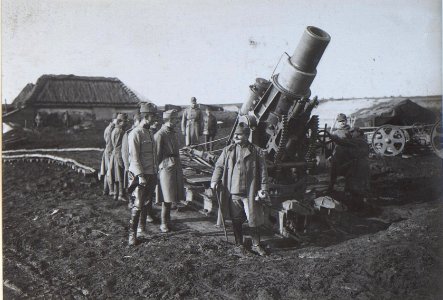 30.5 cm Mörser in Feuerstellung bei Sosnow an der Strypa (BildID 15439328)