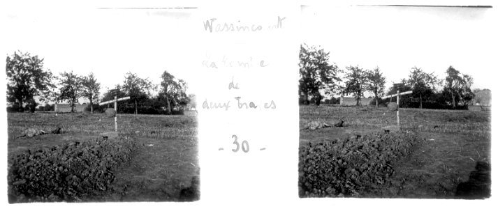 30. Wassincourt (Vassincourt). La tombe de deux braves - Fonds Berthelé - 49Fi53
