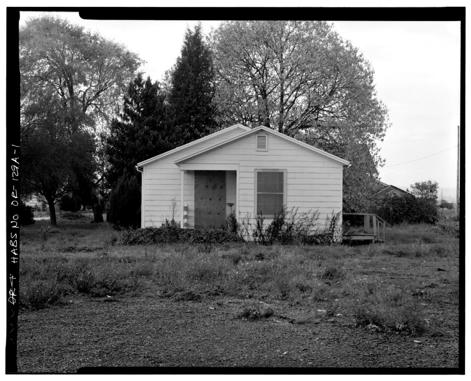 3005 Misty Street - front1 - Chemawa Indian School - Salem Oregon