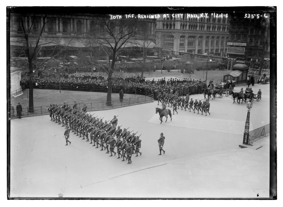 30th Inf. (i.e., Infantry) reviewed at City Hall, N.Y. LCCN2014698216