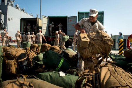 31st MEU Marines embark USS Germantown 140908-N-LP801-039