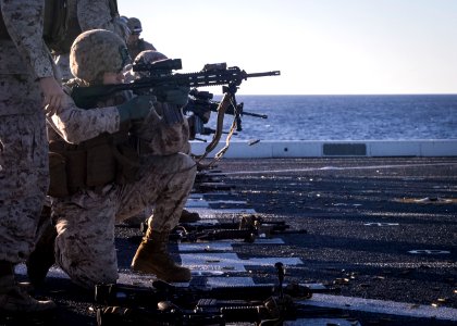 31st MEU live-fire aboard USS Green Bay 150702-N-TW634-185