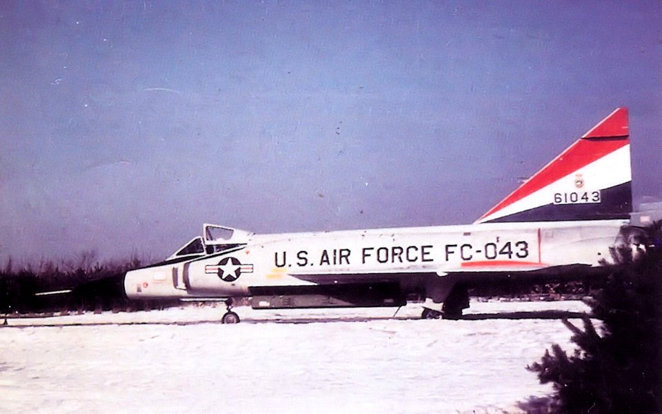 32d Fighter-Interceptor Squadron Convair F-102 Delta Dagger 56-1043