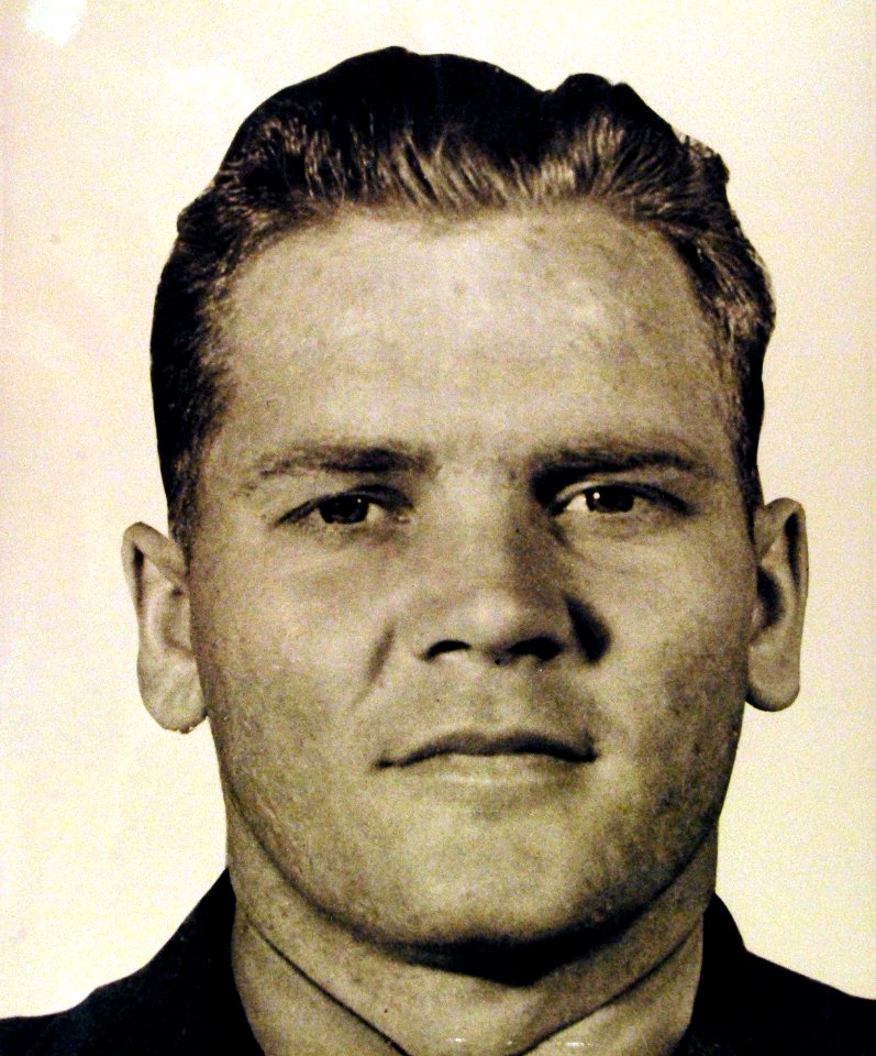 330-PS-2147 (USMC A-43986) (18420375441)