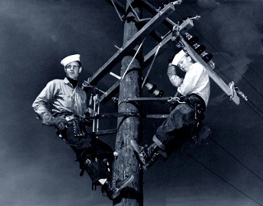 330-PS-1328 (USN 427449) (18889858625)