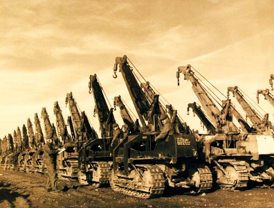 330-PS-1328 (USN 427445) (18702176880)