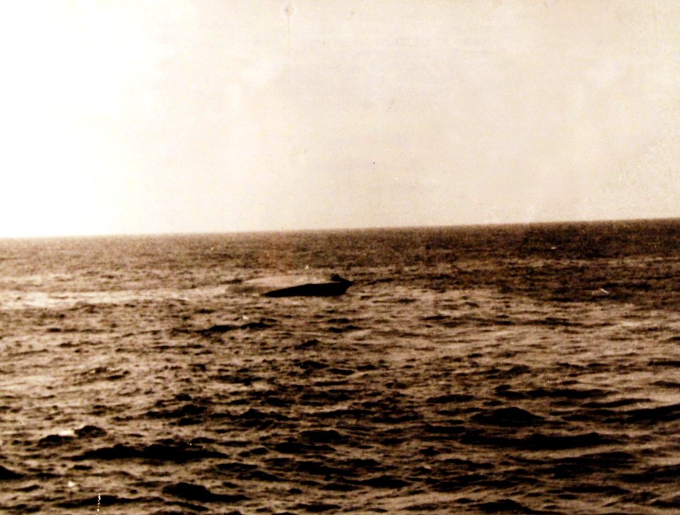 330-PS-2419 (USN 708459) (17973920499)