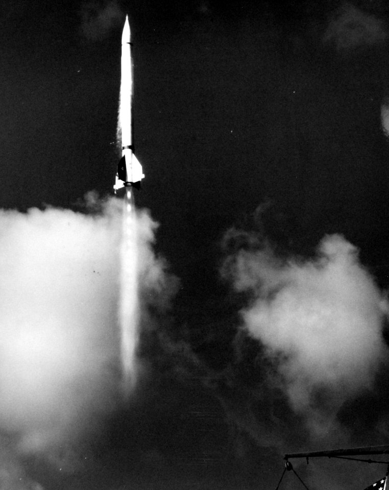 330-PS-285-1 (19754405579)