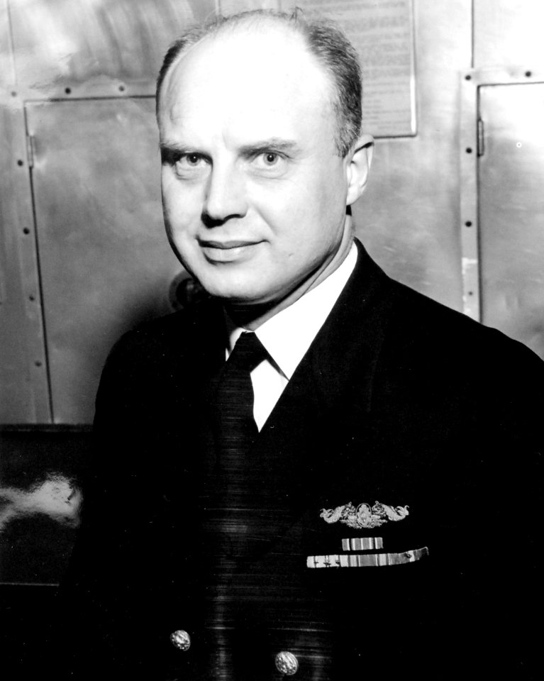 330-PS-3184 (USN 708799) (16772204383)