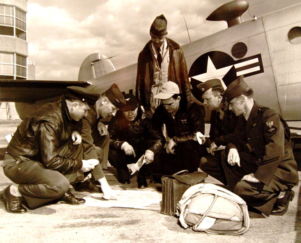 330-PS-2792 (USN 708624) (17907140675)