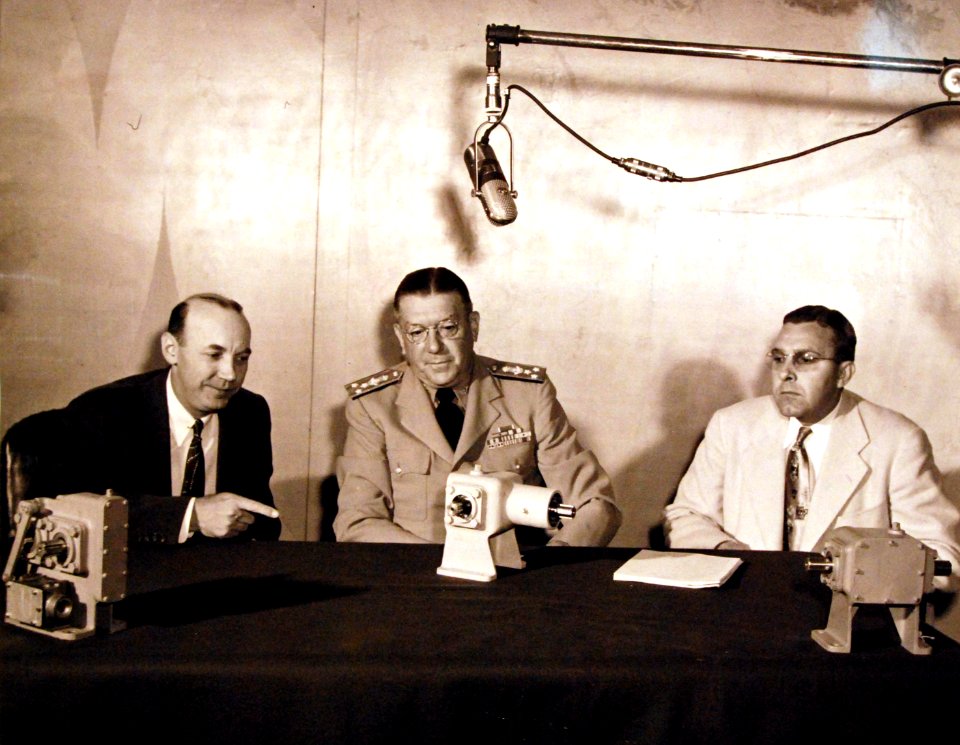 330-PS-2962 (USN 708703) (17595393352)