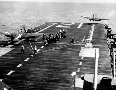 330-PS-2973 (USN 708705) (17597728895)
