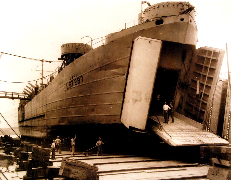 330-PS-6135-3 (17233455751)