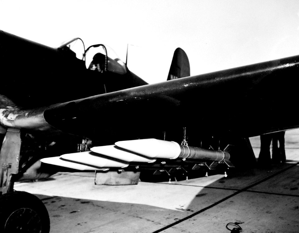330-PS-561 (USN 707907) (19094930723)